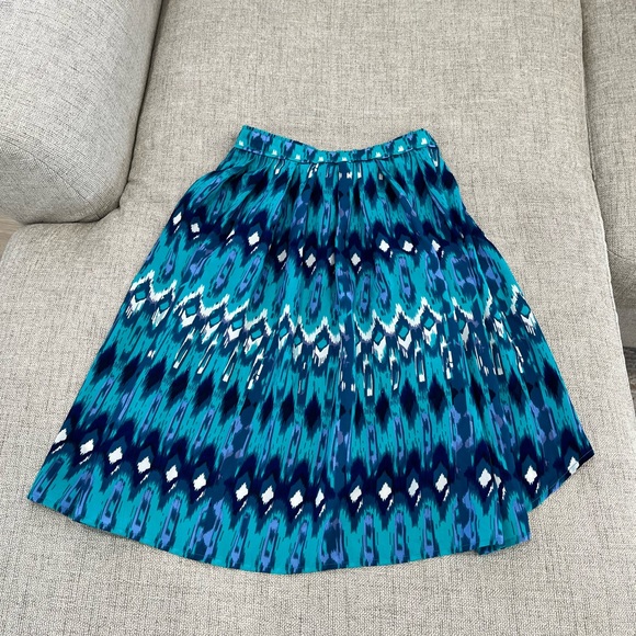 Turquoise & Navy Printed Hi-Low Skirt - Picture 4 of 4